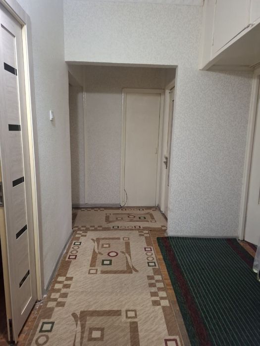 Продается 3хком.кв 3/3/5 Ахмад Югнаки Мирзоулугбекский -район