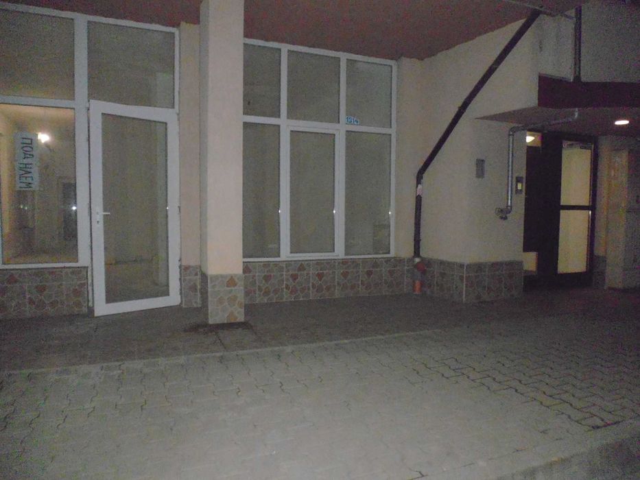 Магазин за отдаване под наем в ж.к. Люлин център, гр. София