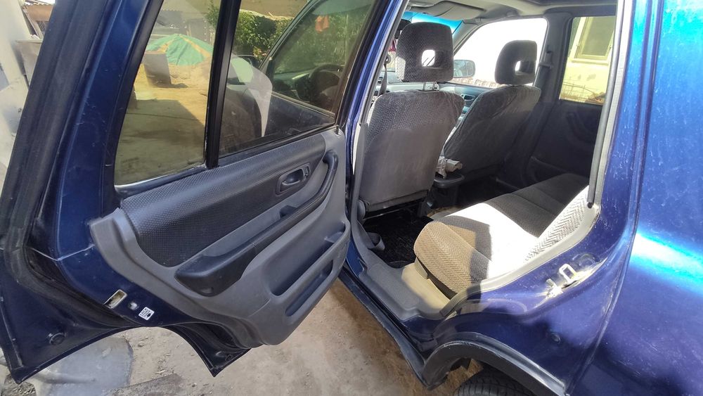 Продам Honda CR-V