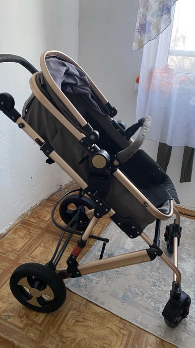 Детская коляска Hello Baby