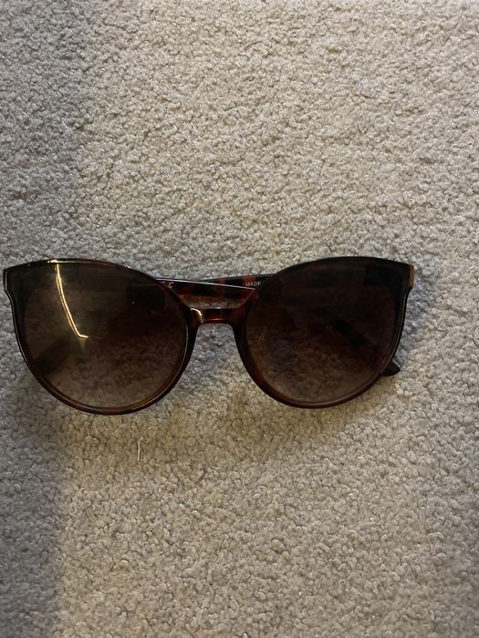 Продам солнцезащитные очки