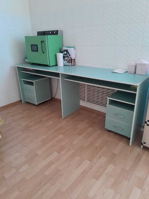 Продам комплект мебели