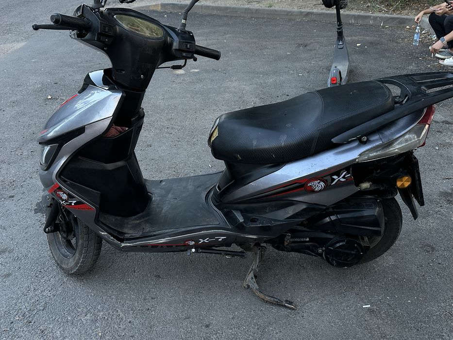 Продам Мопед м8/m8