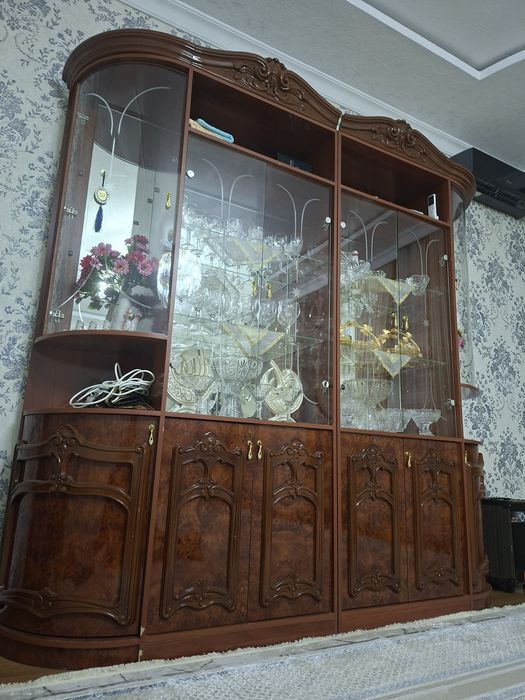 Мебль стенка сатылады срочна