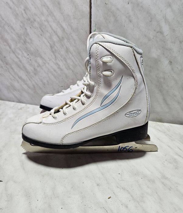 Patine 1056 gheata patinaj artistic Lake Placid marime 37 (24 cm )