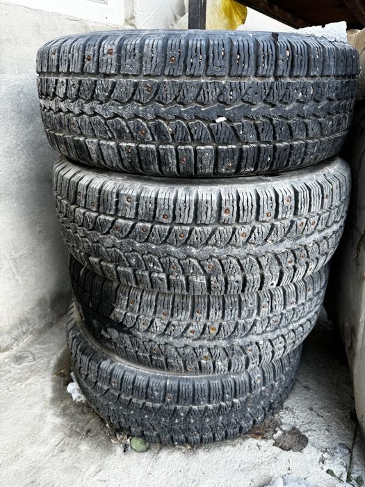 Комплект зимних шин (4шт)
