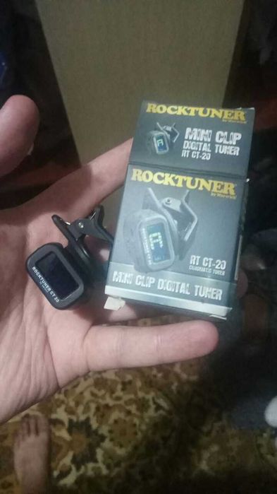 Продам компактный Тюнер для Гитар