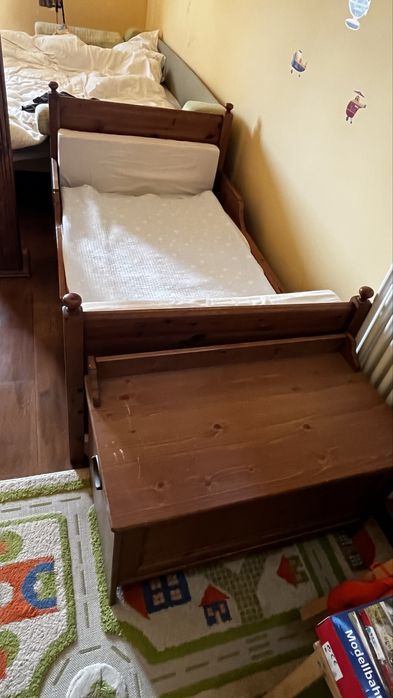 Mobilier Ikea  Leskvik  camera copil