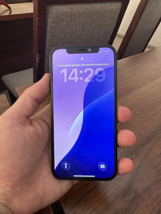 Iphone 12 pro продаеться состояние идеальное без царапин