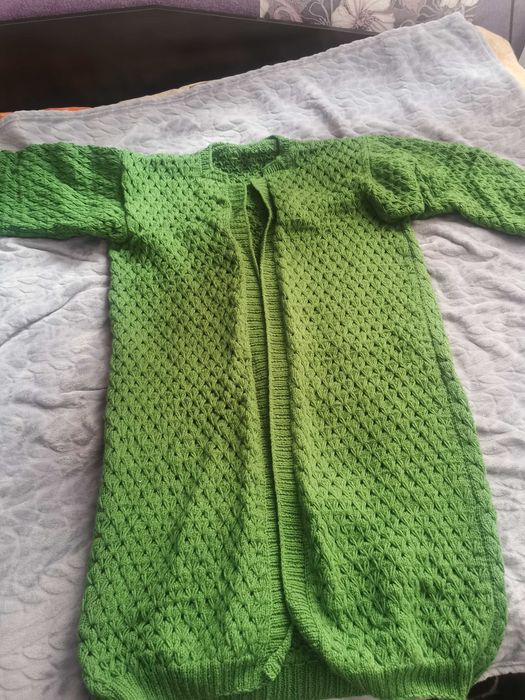 Жилетки ръчно плетиво