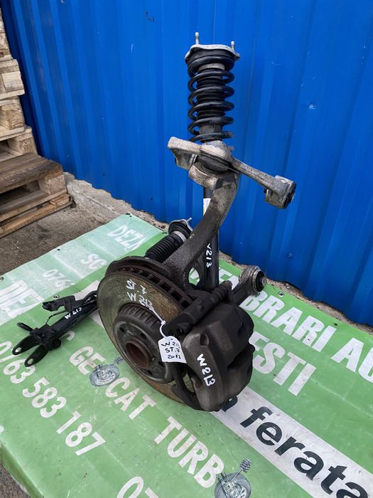 Etrier stânga față Mercedes W213 2.0 cdi 2017