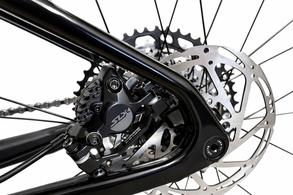 Карбоновый велосипед