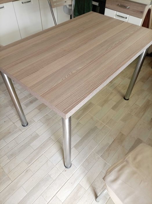 Set masa extensibila bucatarie cu scauneaune