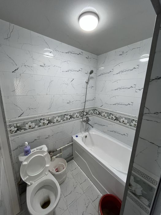 Продается 2 ком.кв центр чирчик