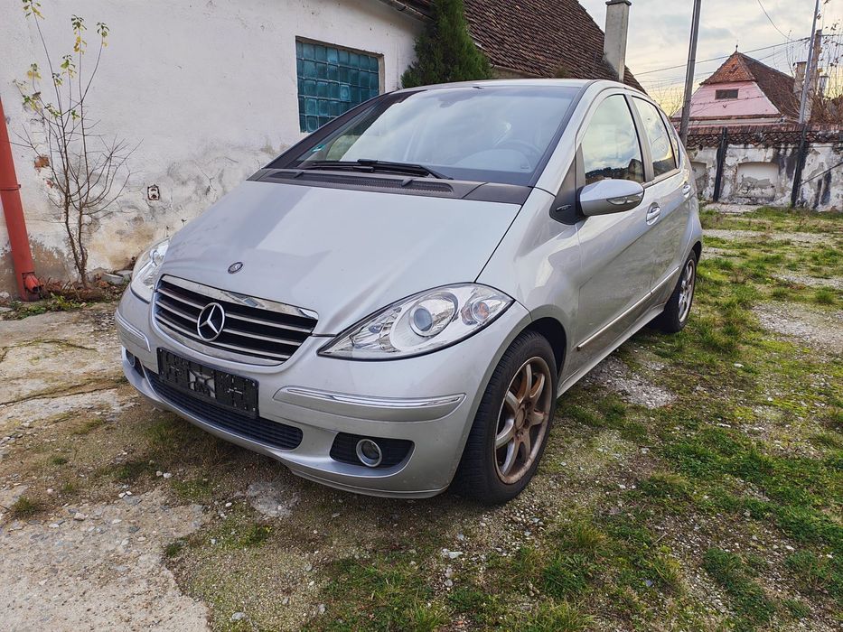 Mercedes A Klasse/ 2.0 Benz/ full/ navi/ pano/Avantgarde