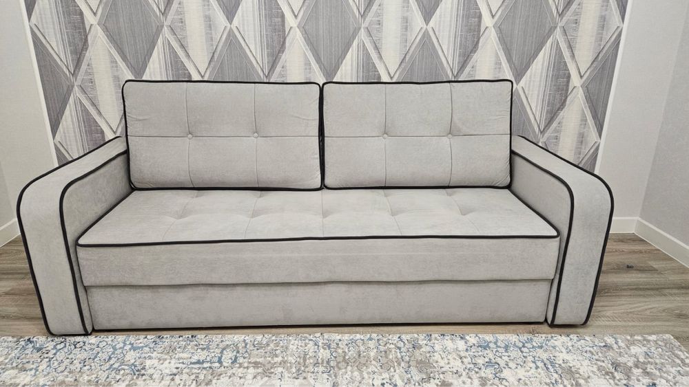 Продам диван в спальню или гостинную