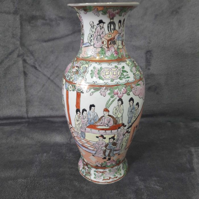 Китайска порцеланова ваза