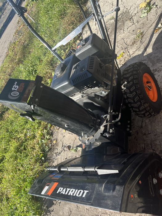 Продам Снегоочиститель