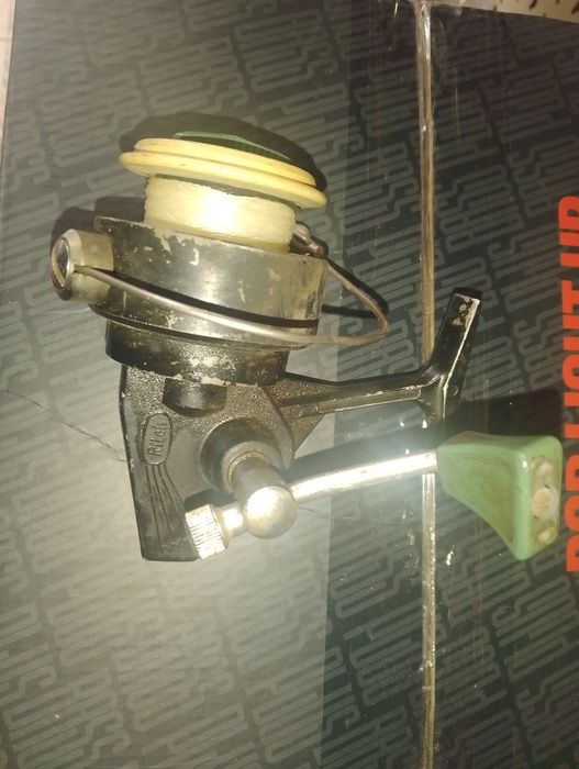 Продавам Стара  макара