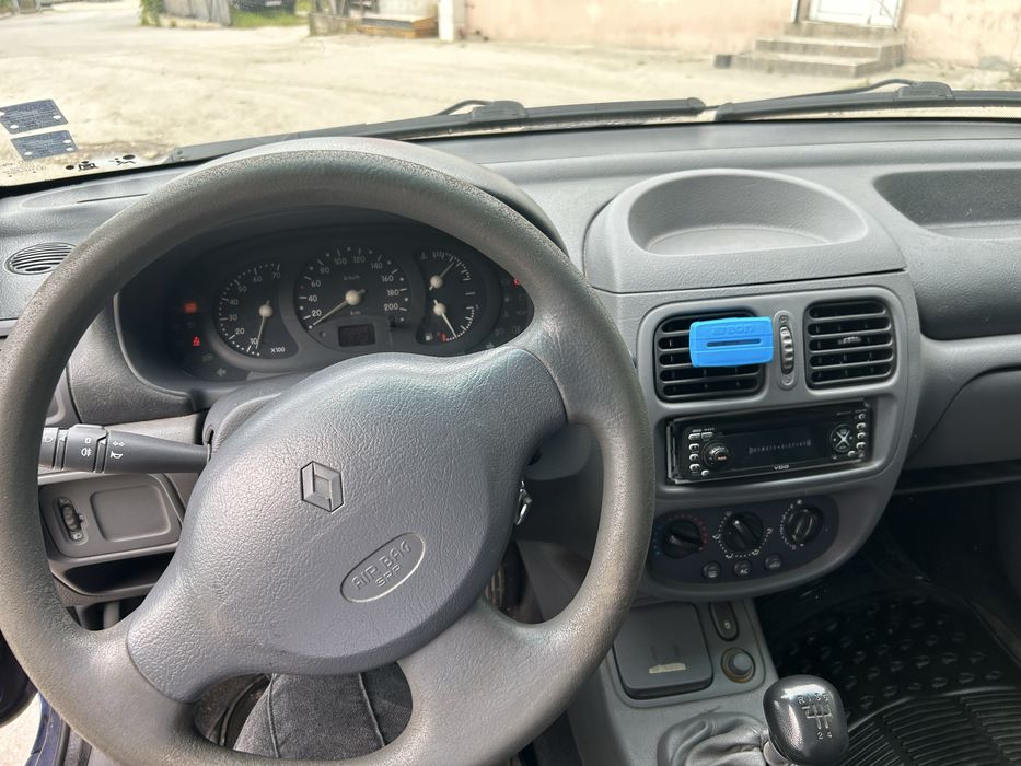 Renault Clio 1.2 Бензин