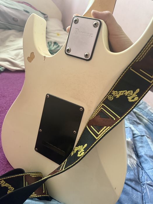 Электрогитара Ibanez