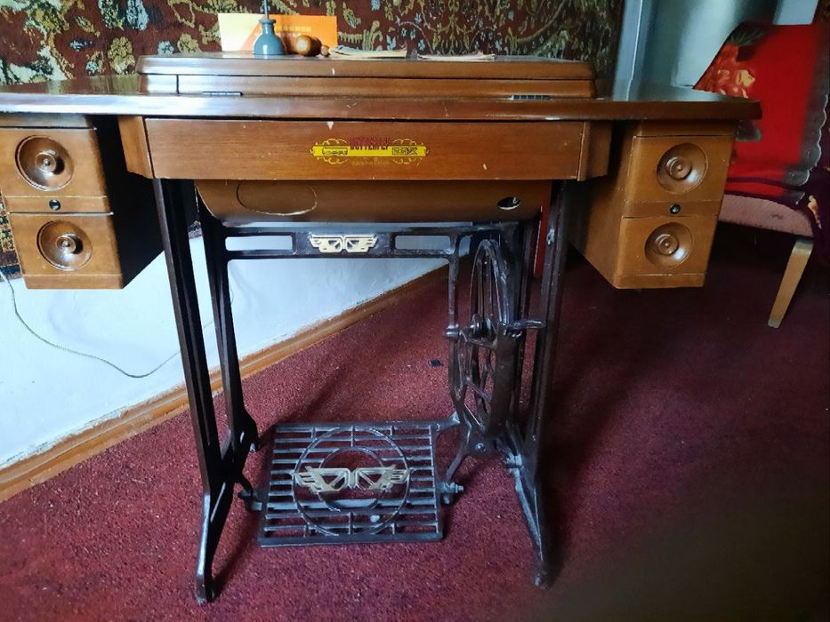 Швейная машина, тикув мошинаси