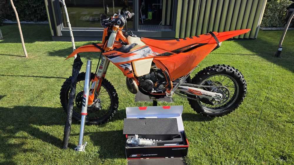 Vand KTM HARD ENDURO 2024 300 TBI 2 T Înmatriculată