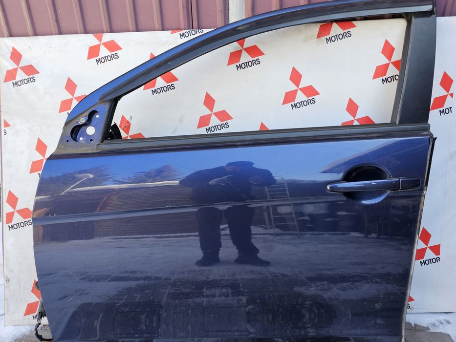 Крылья передние, капот