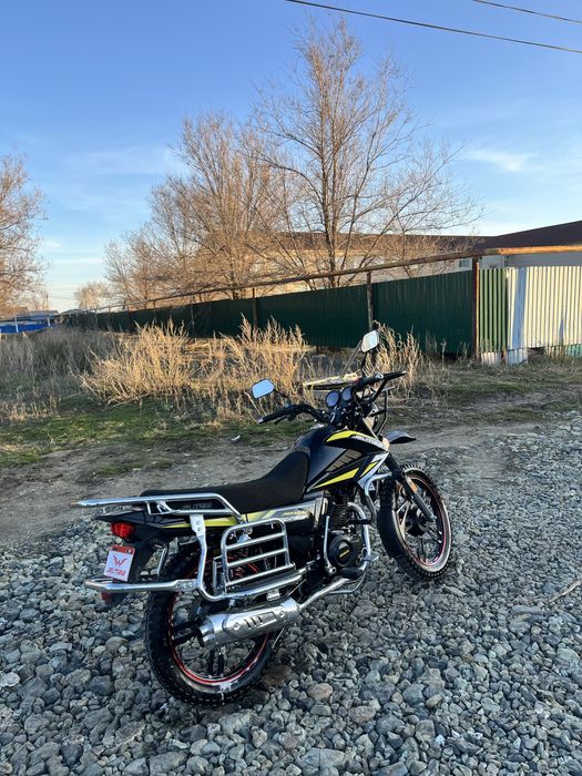 Продам мотоцикл 250 кубов.