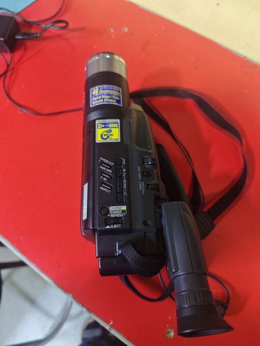 Видеокамера JVC GR-FX12A