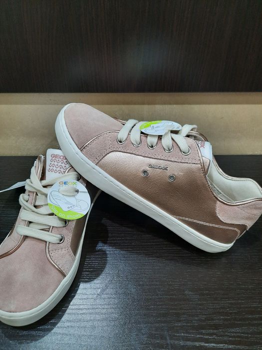 Geox нови от естествена кожа