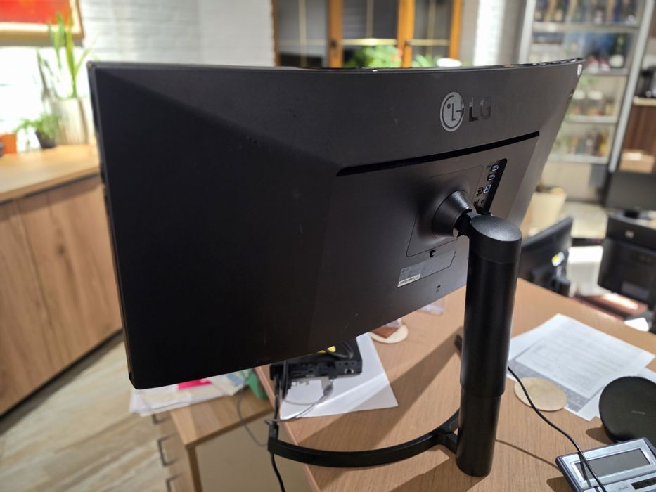 Монитор LG 34BL85C Диагональ 34 изогнутый