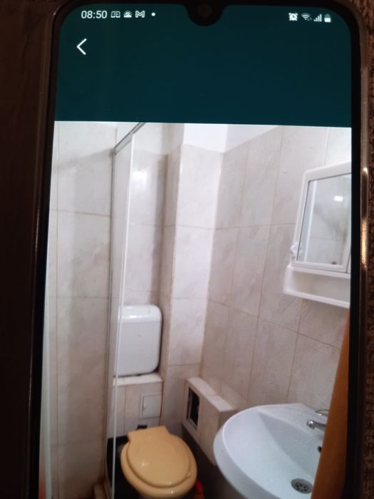 Închiriez Garsonieră