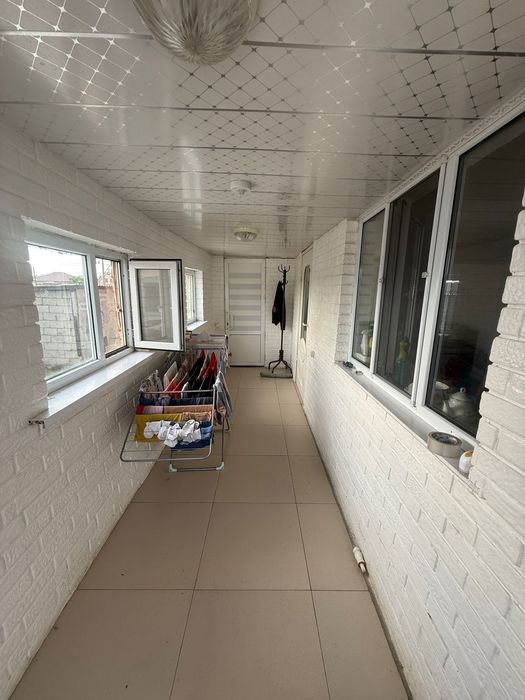 Продаётся дом в кирпичной районе