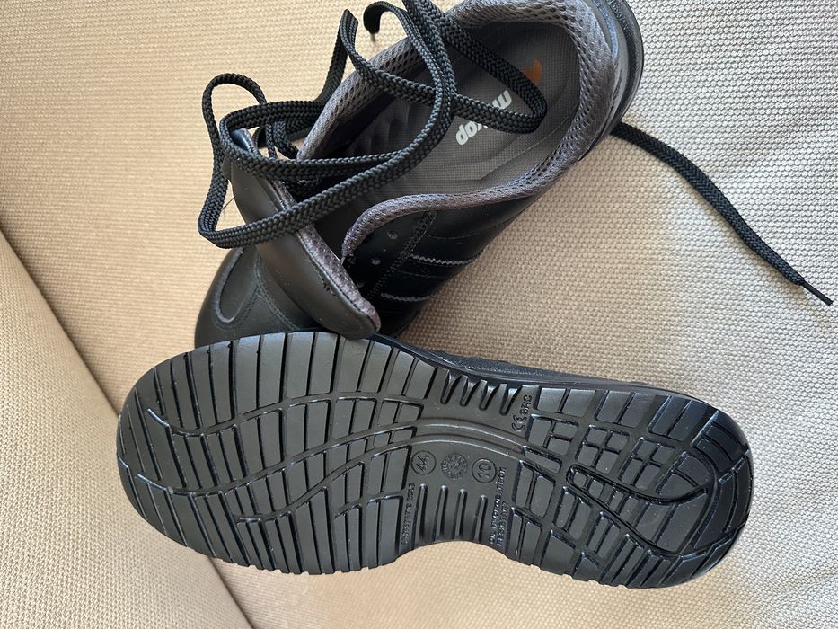 Продается мужская обувь