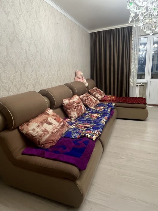 Диван б/у толко покупатели пишите