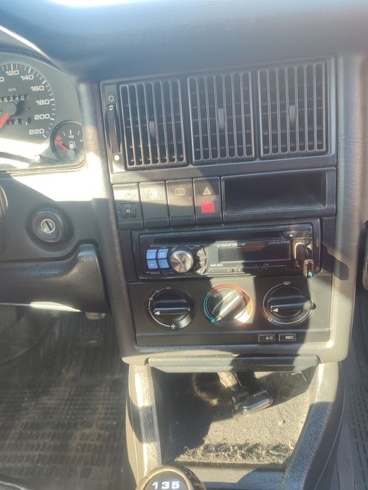 Продам машину Ауди 80