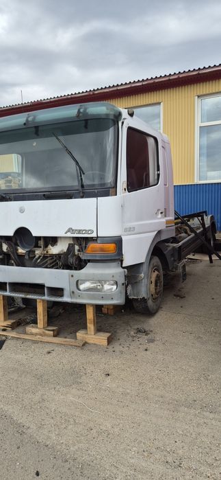 Dezmembrez mercedes atego 815/ 818 /823/1224