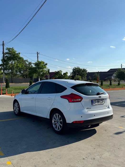 Vand Ford Focus 2015
