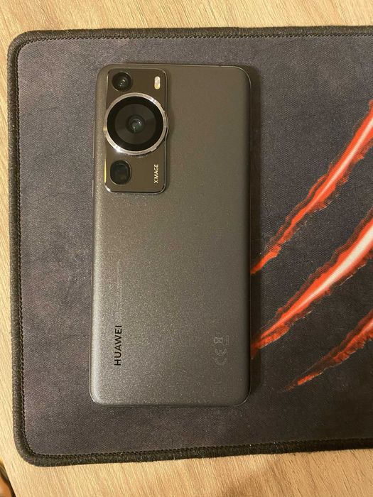 Продавам телефон Huawei P60 Pro 8/256GB + гаранция + подарък