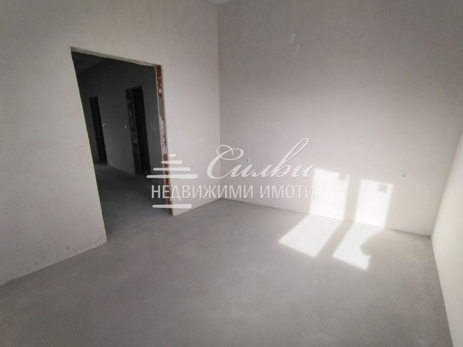 Тристаен апартамент НОВО строителство - кв.Гривица