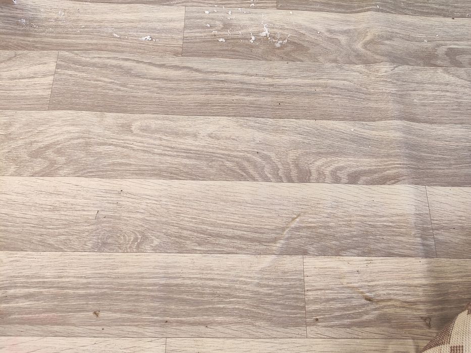 Линолиум б/у в хорошем состоянии