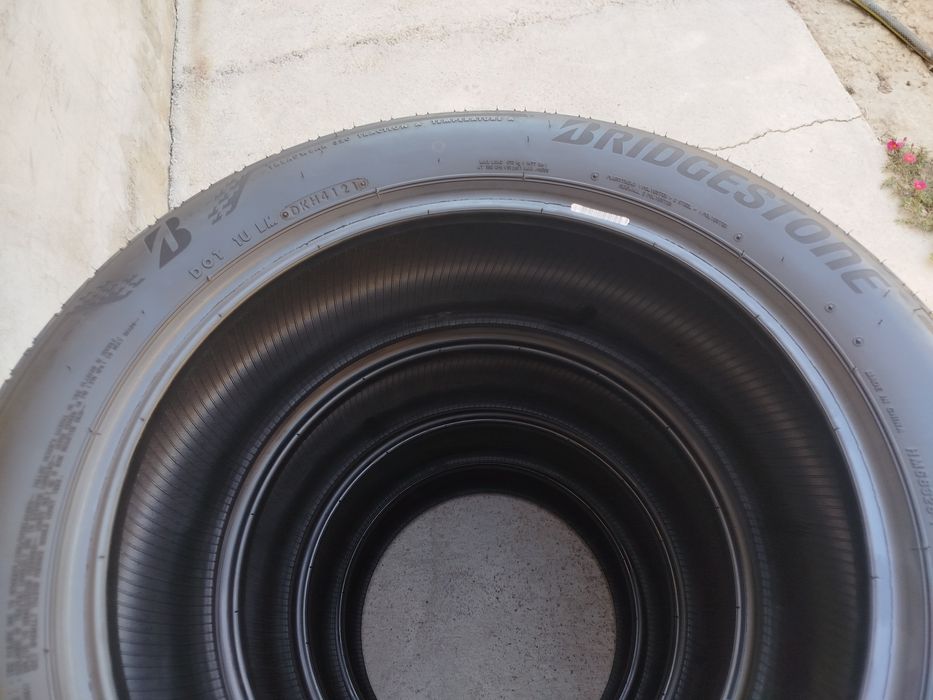 215 55 R17 Shina Brijistone