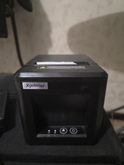 Продается термопринтер чеков Xprinter XP-H200N (USB + LAN)
