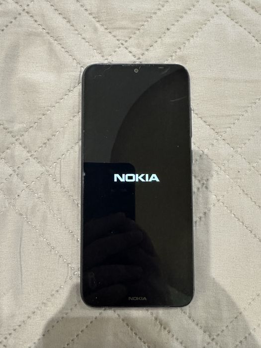 Смартфон Nokia C21