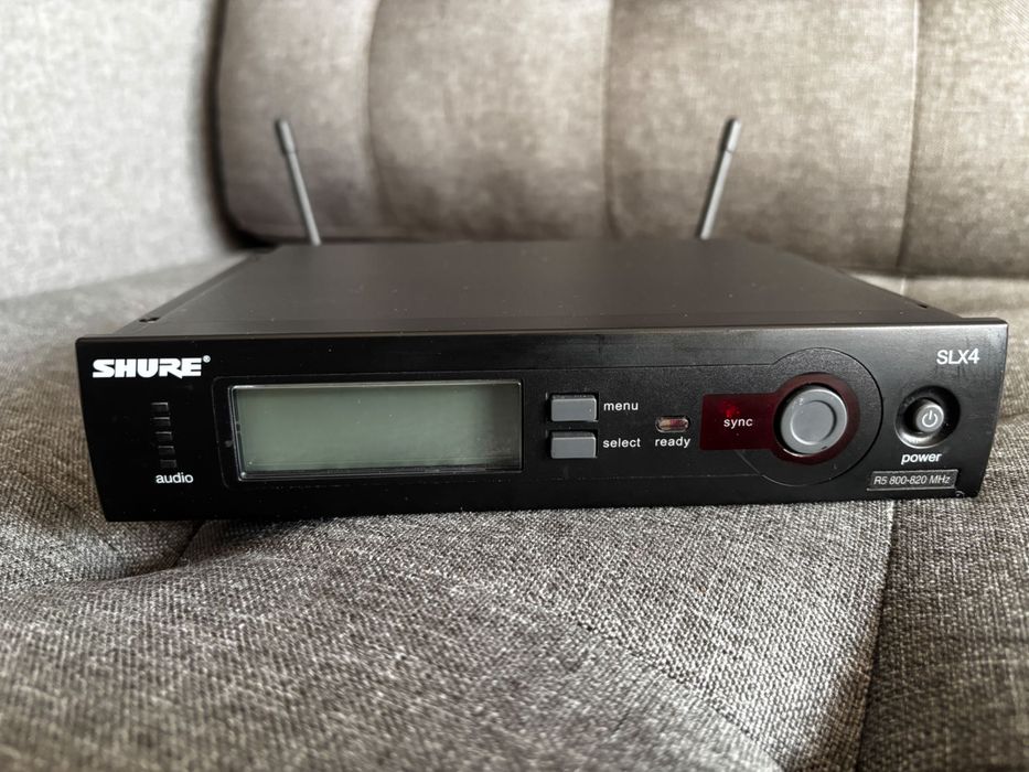 Shure SM58 + Shure SLX4 / безжичен микрофон и приемник