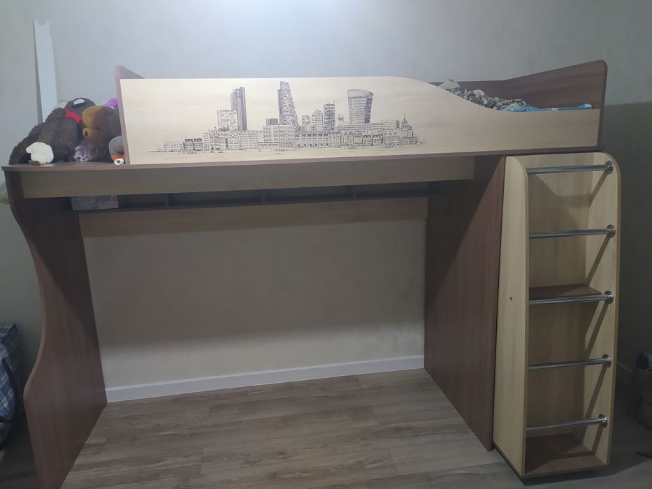 Кровать чердак б/у