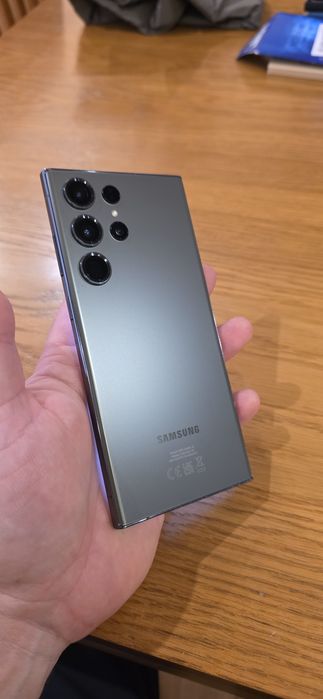 Samsung Galaxy S23 Ultra 256GB Нова Батерия