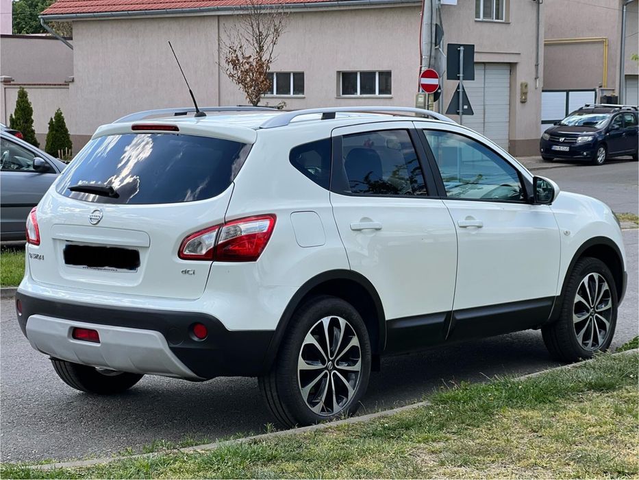 Nissan Qashqai 1.6 DCI 130CP 4x4 Pano Camere 360’