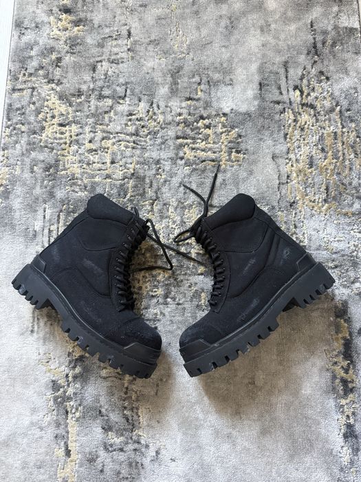 Balenciaga striker boots